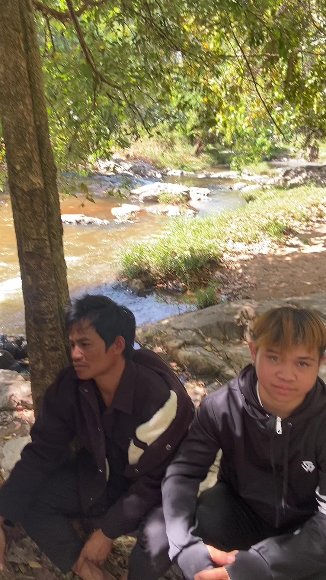 @Kh&acirc;m