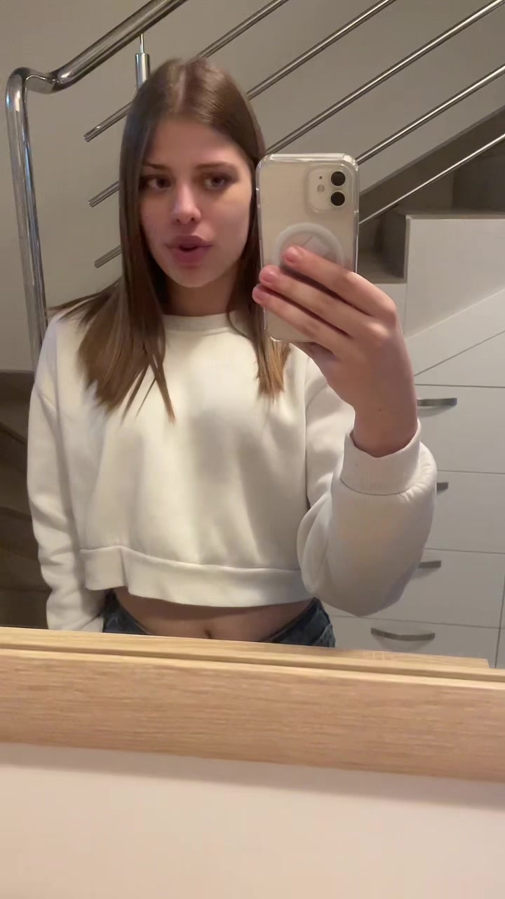 @popovicvalentina