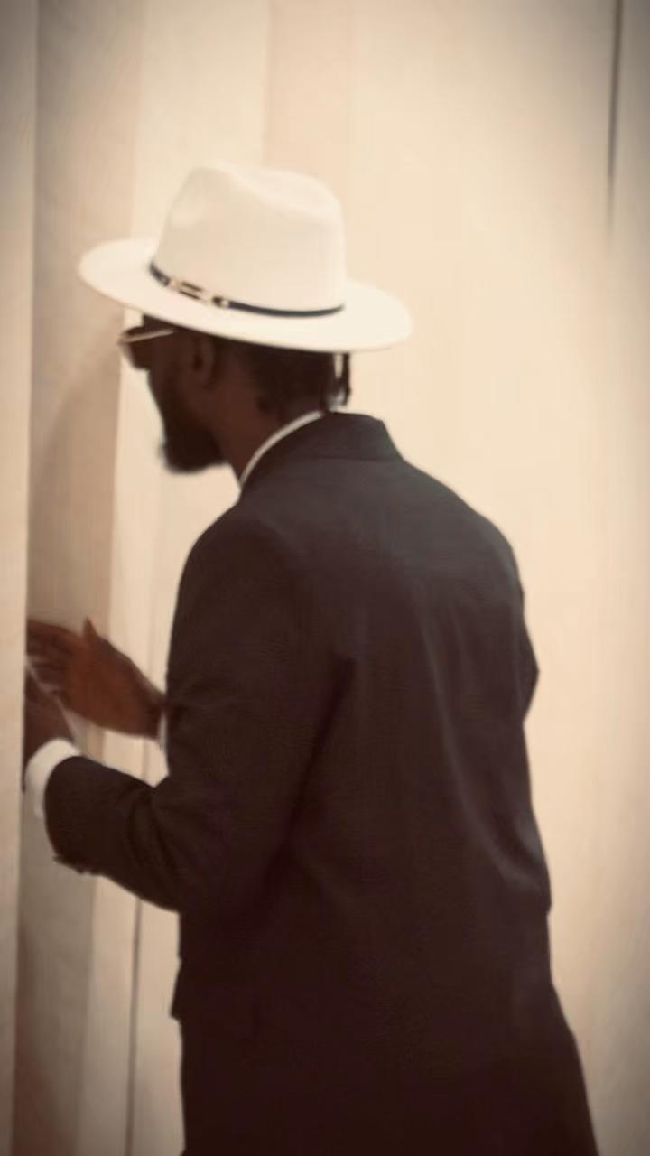 @mrlilgaga