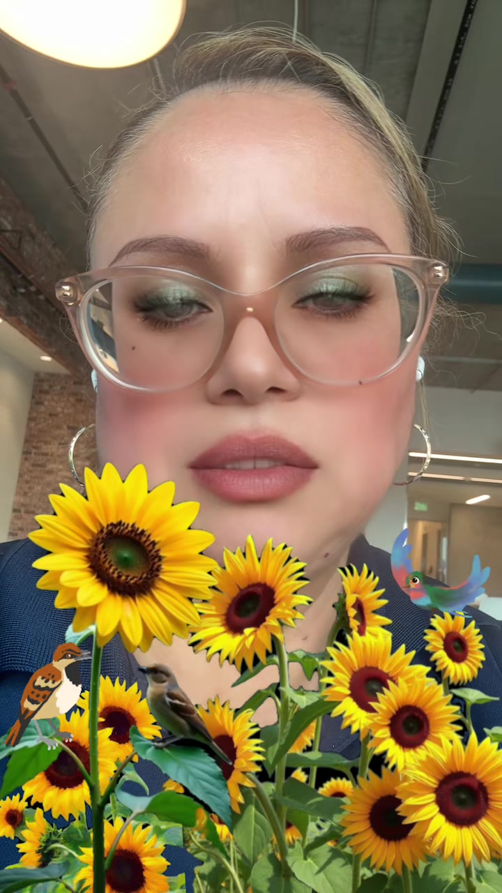 @AdelinaS_234