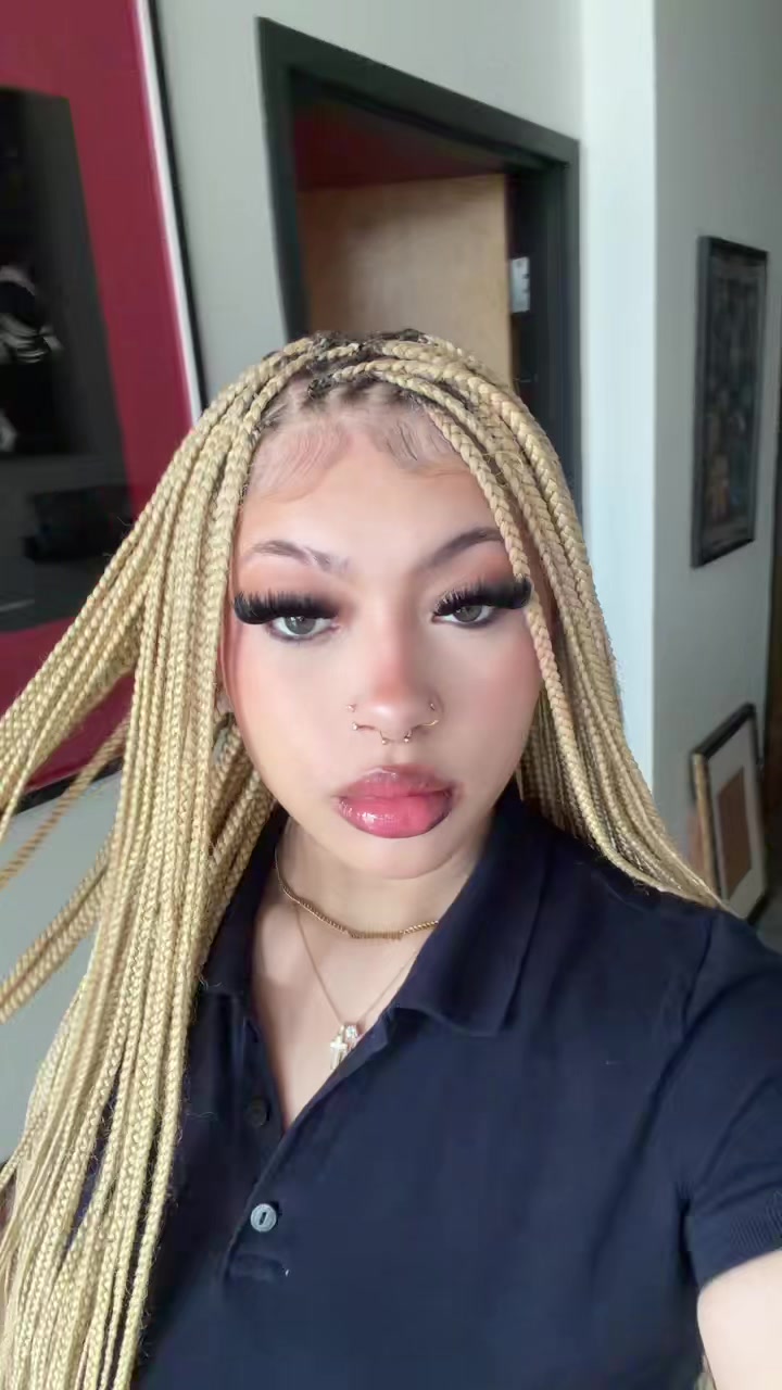 @???