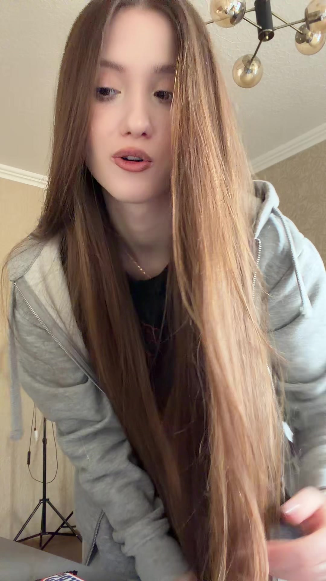 @ая