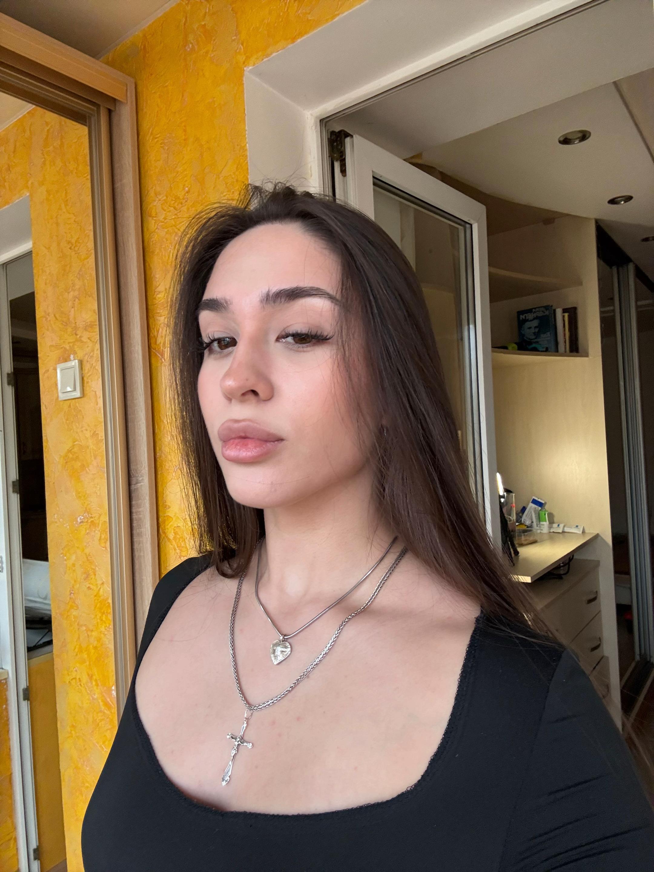 @Valeria