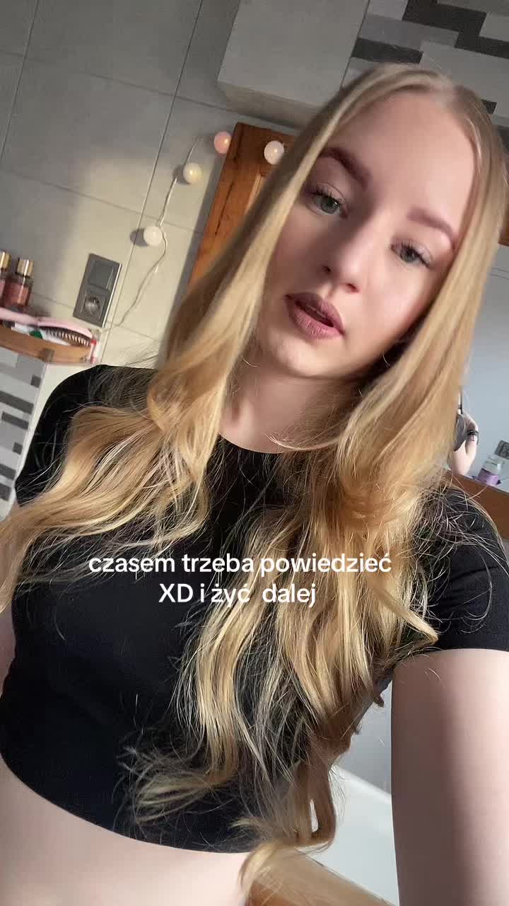 @𝑽𝒊𝒄𝒕𝒐𝒓𝒊𝒂💕𝑼𝑮𝑪💕