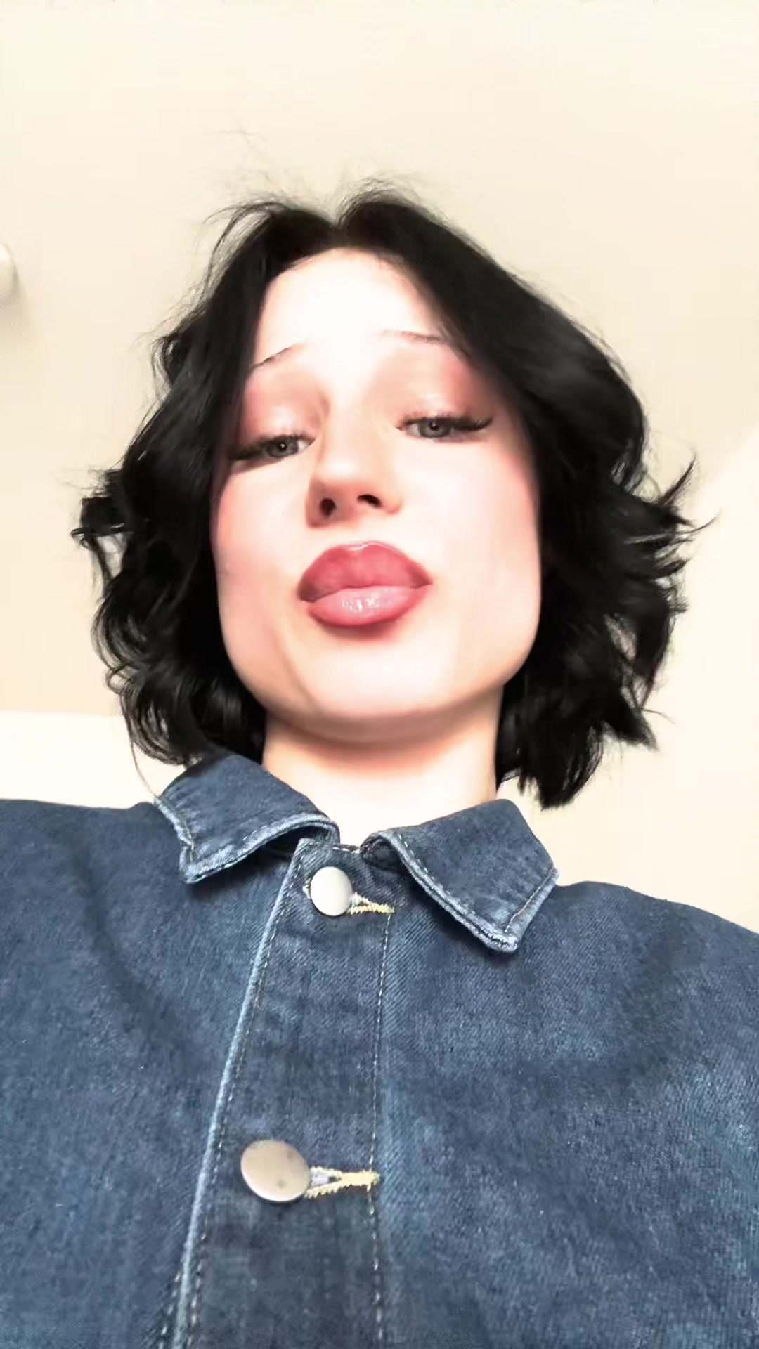 @antoinette_noir