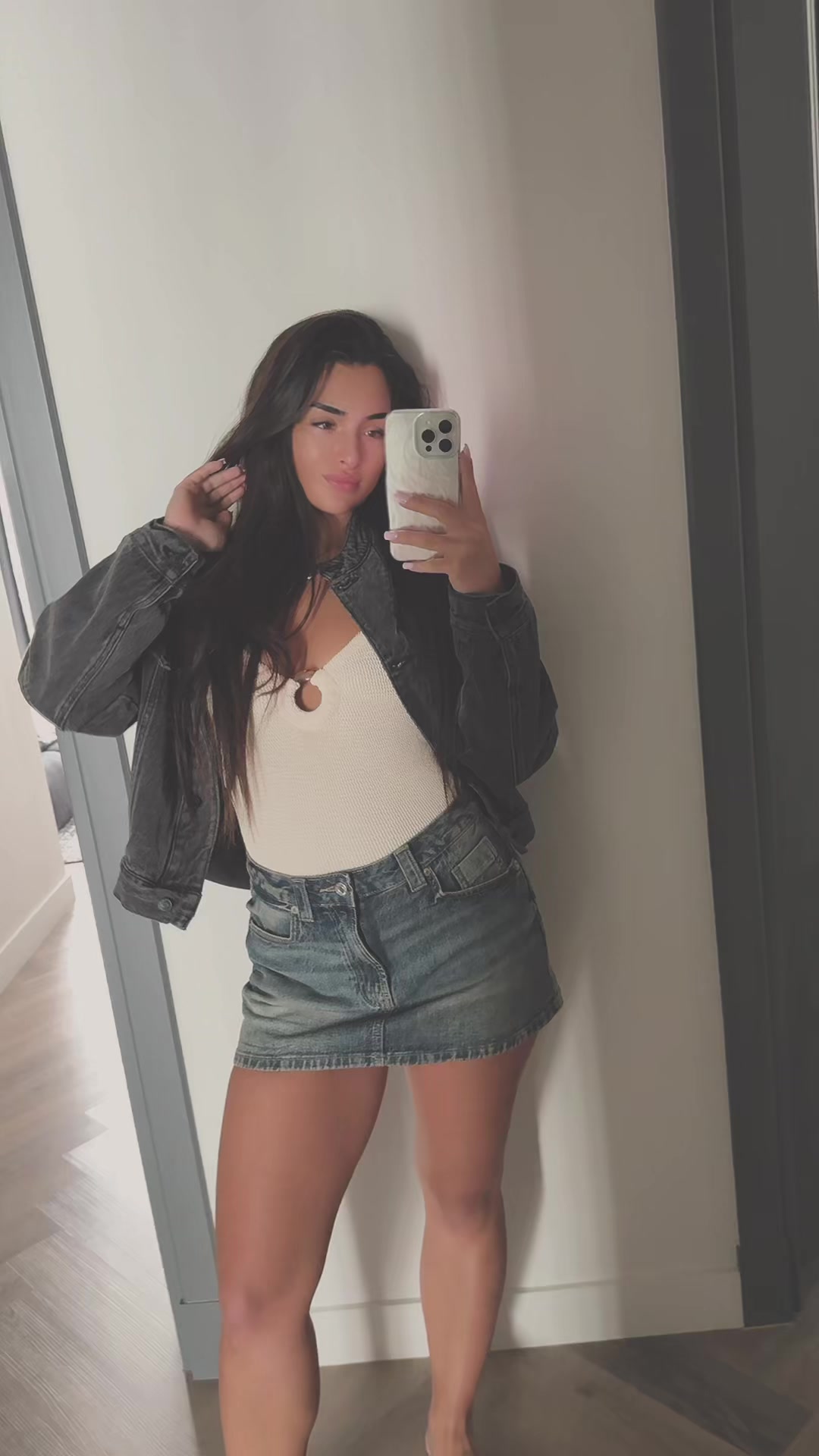 @mika.mil