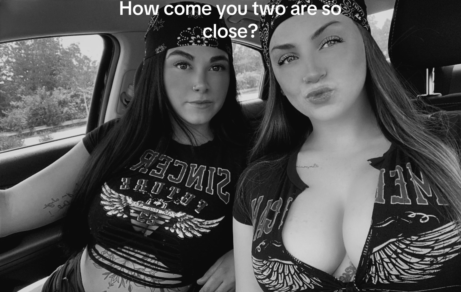 @arianamakris