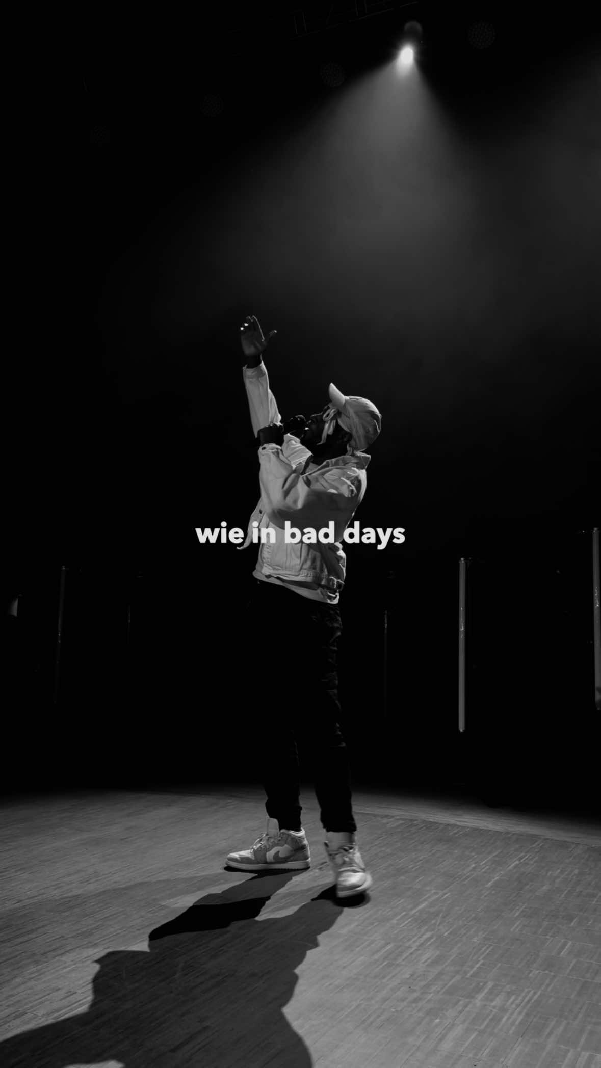 @𝓠𝓾𝓮𝓻𝓲𝓼 ✞