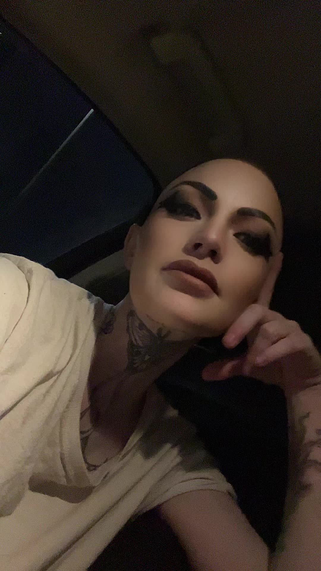 @Karaismoody