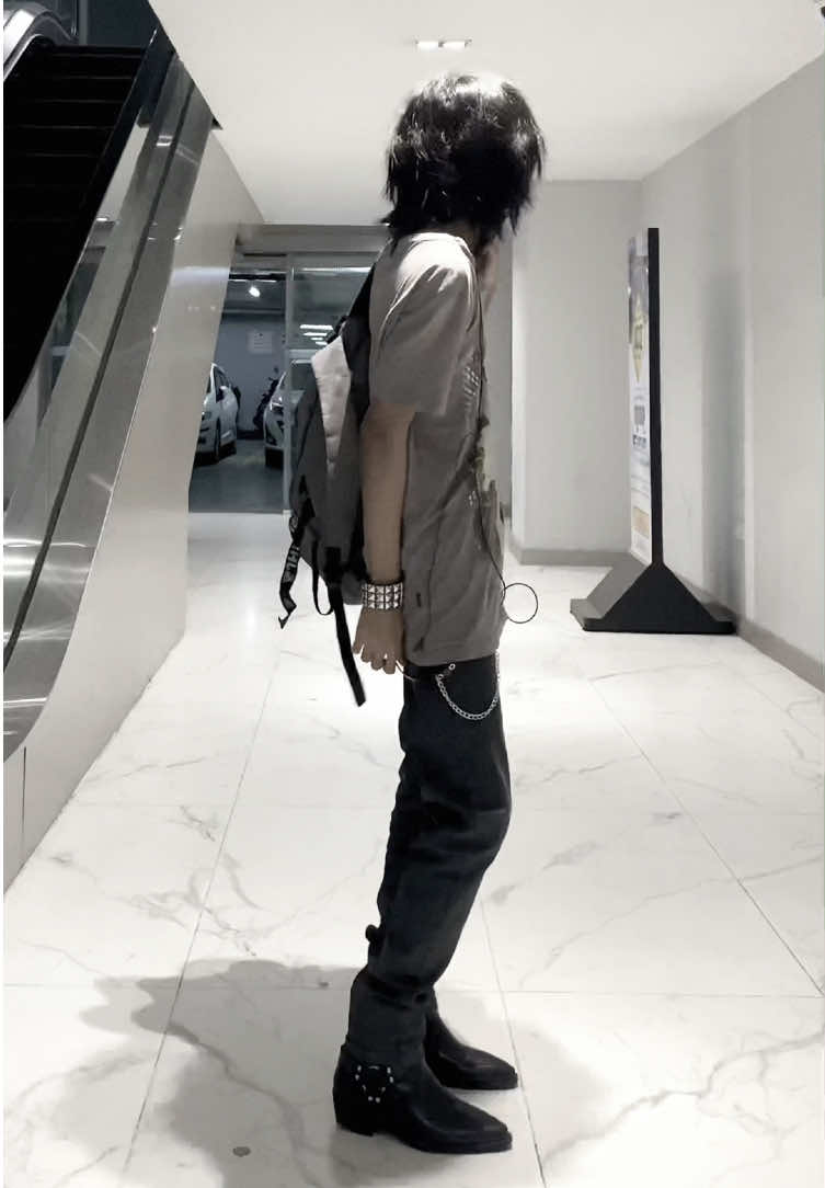 @l0ren_9