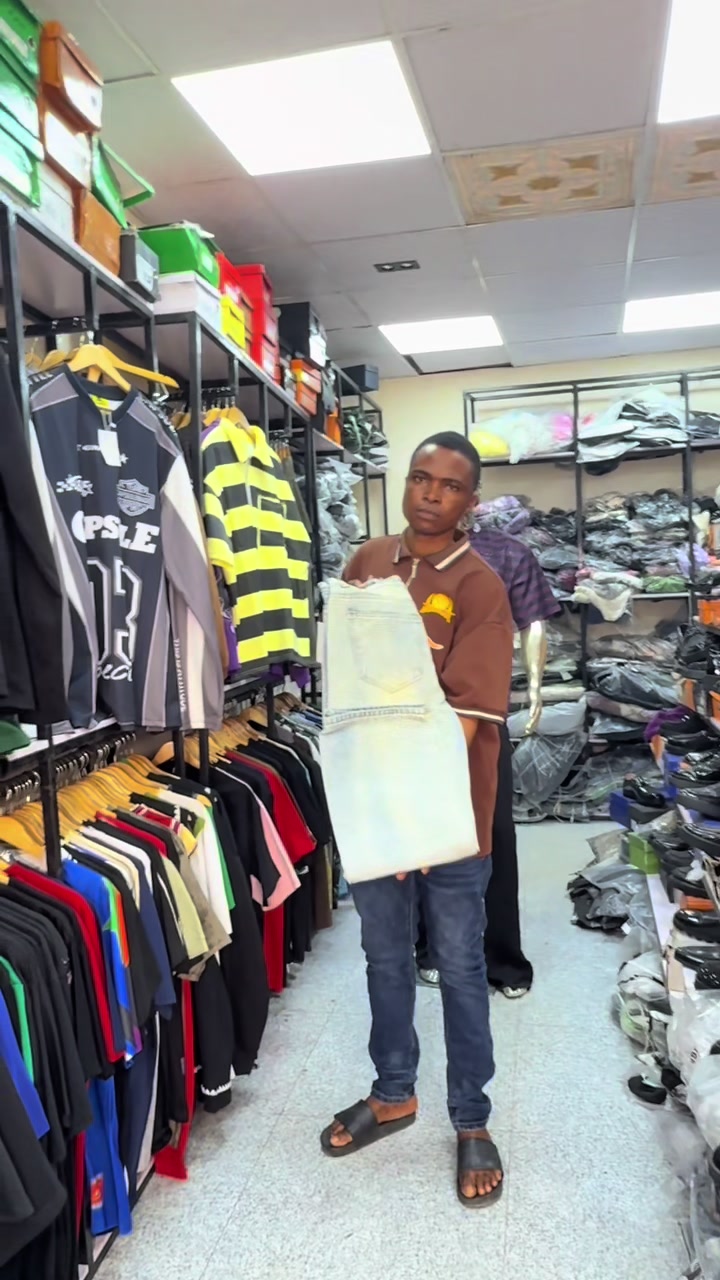 @BIGGEST TSHIRTWAREHOUSE IN IBD