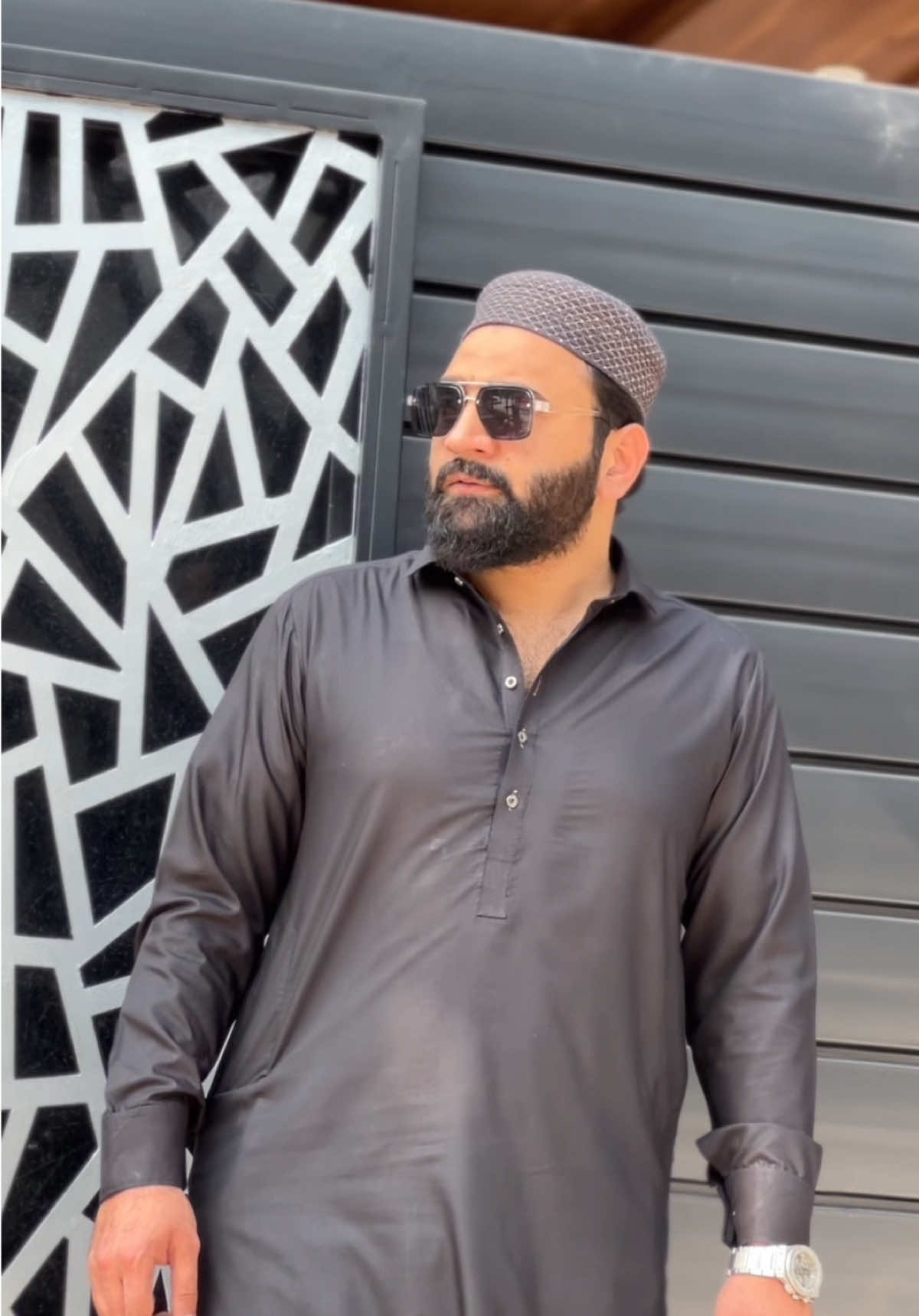 @HaMzA QuReShI