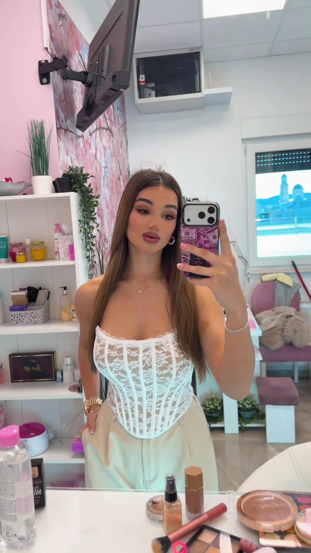 @kllariiica