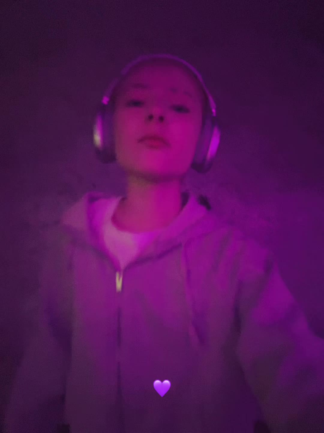 @Элька карамелька💋🍭
