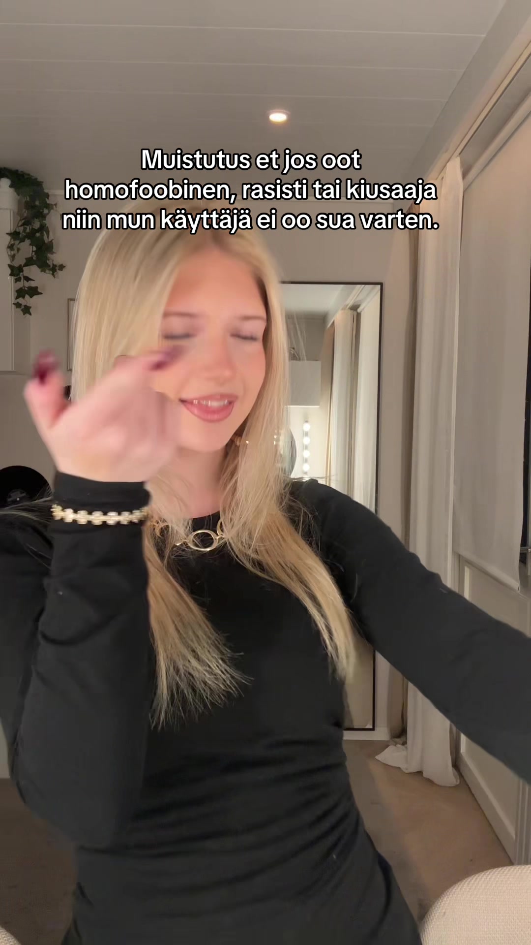 @⋆𐙚bella