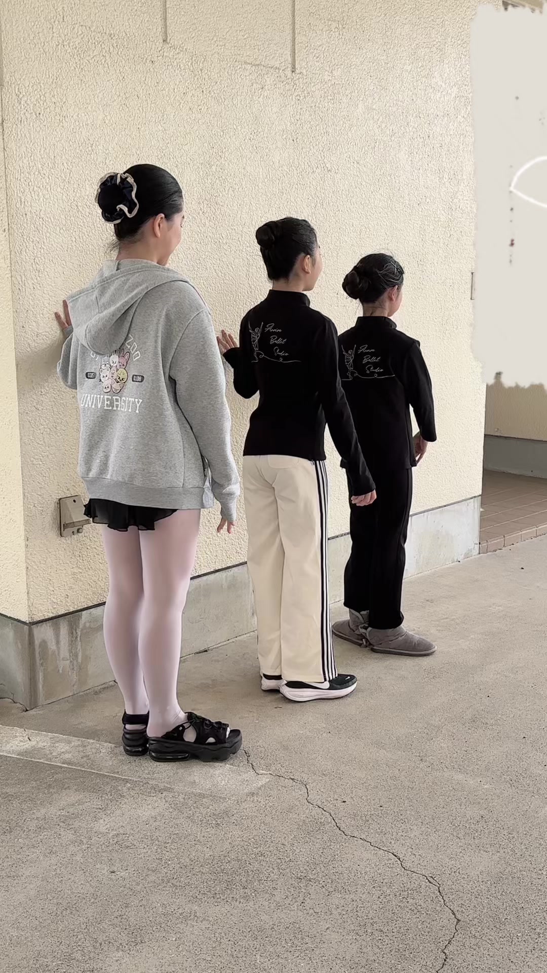 @riq12n