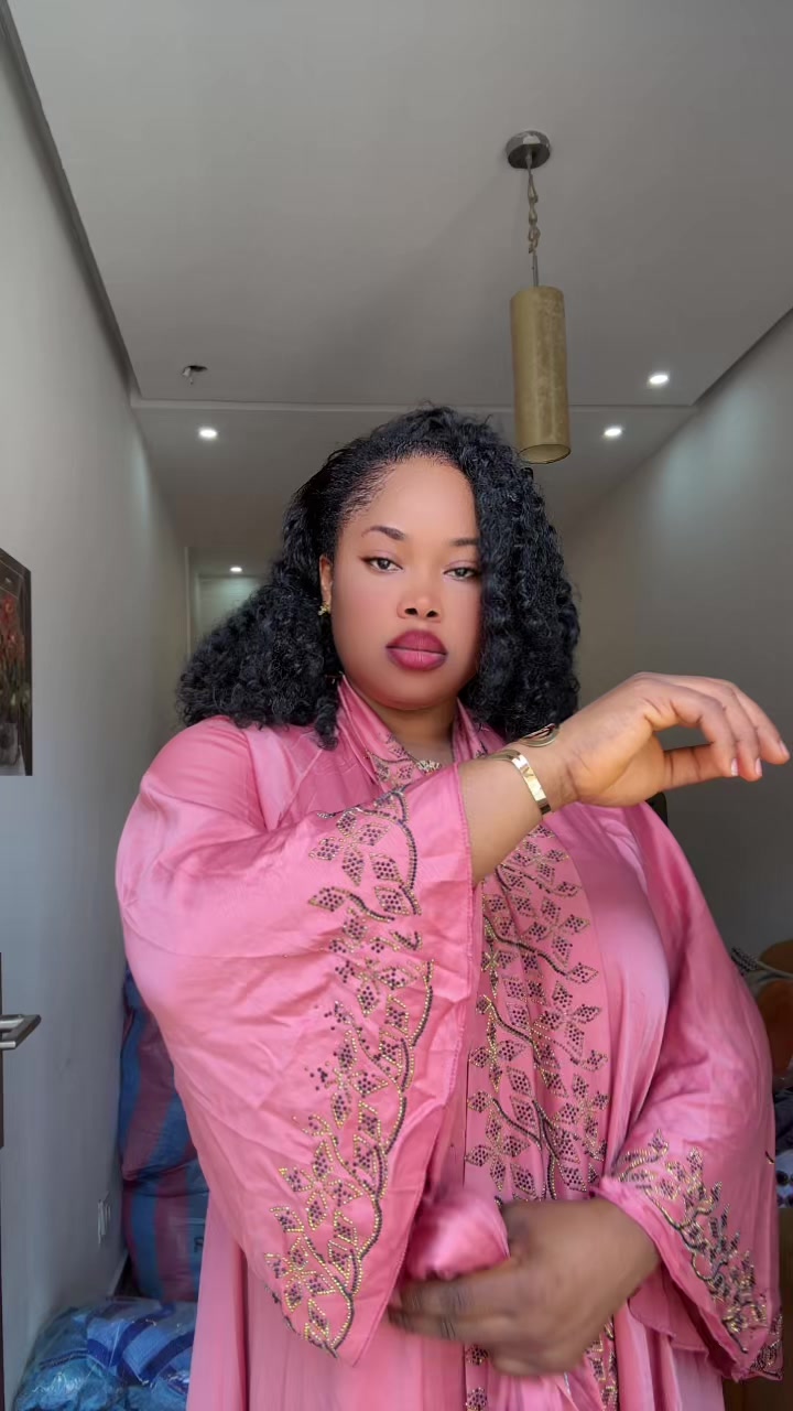 @Miss Lolo CI 2022 🇨🇮
