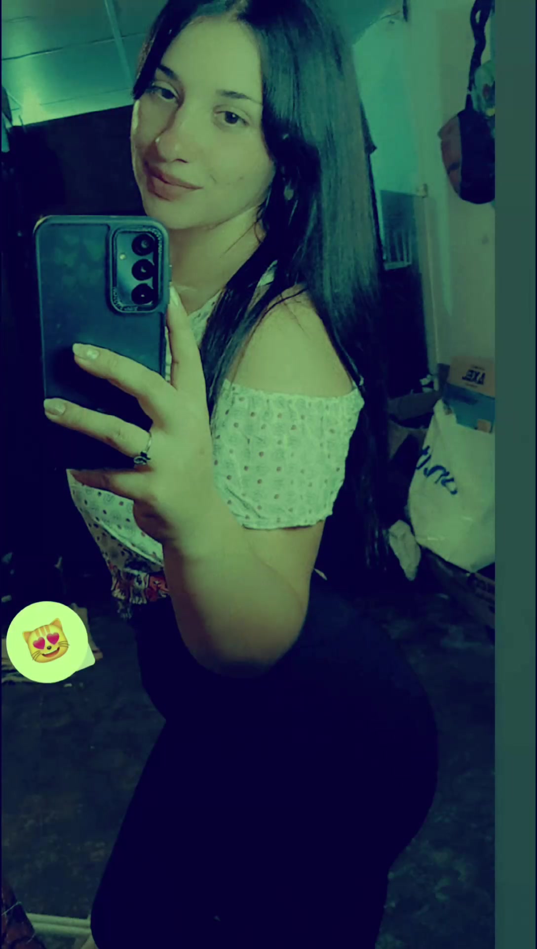 @Yamila
