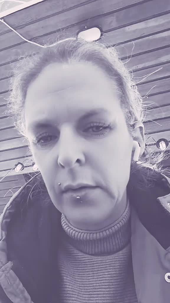@pfandflaschen𝕼𝖚𝖊𝖊𝖓𓆩☻𓆪