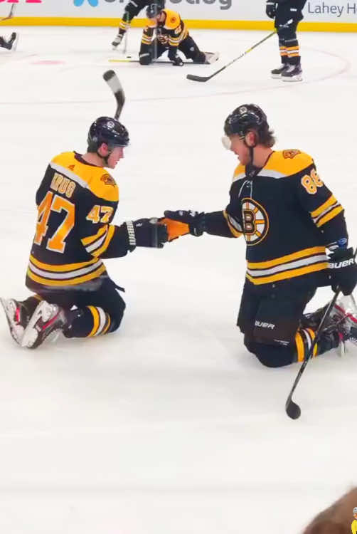 @PuckVibe