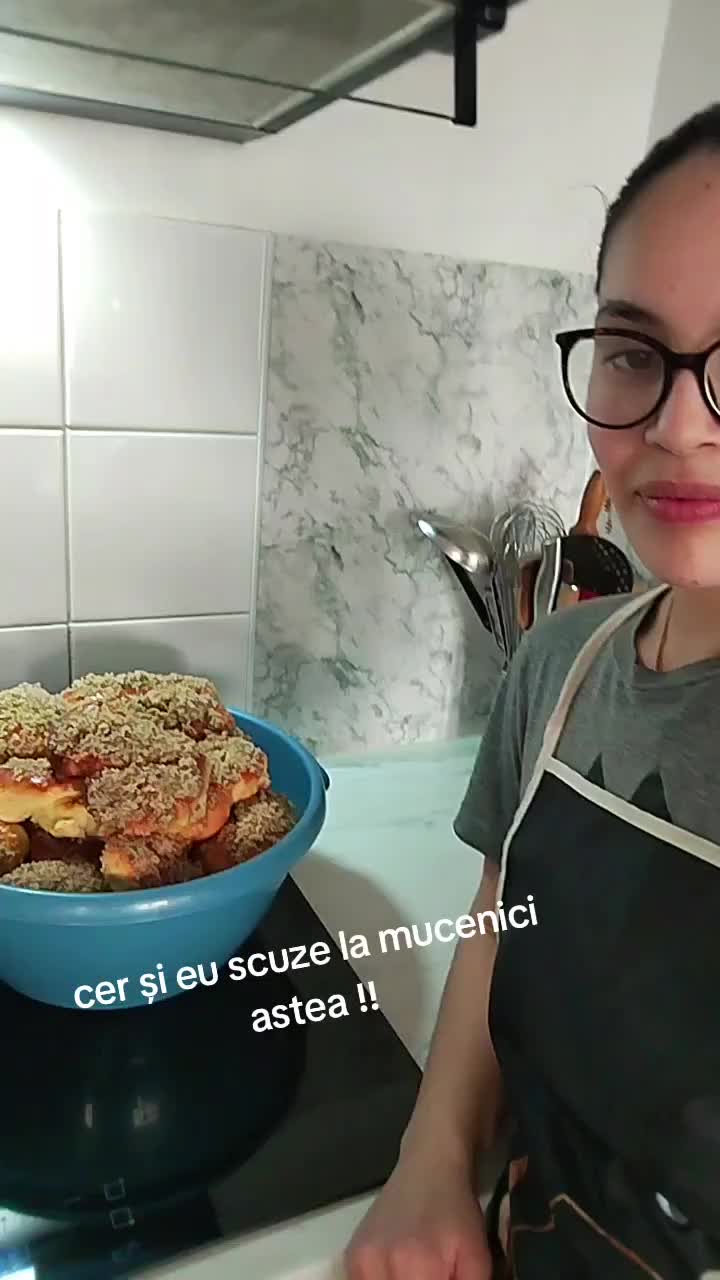 @Mari Marina