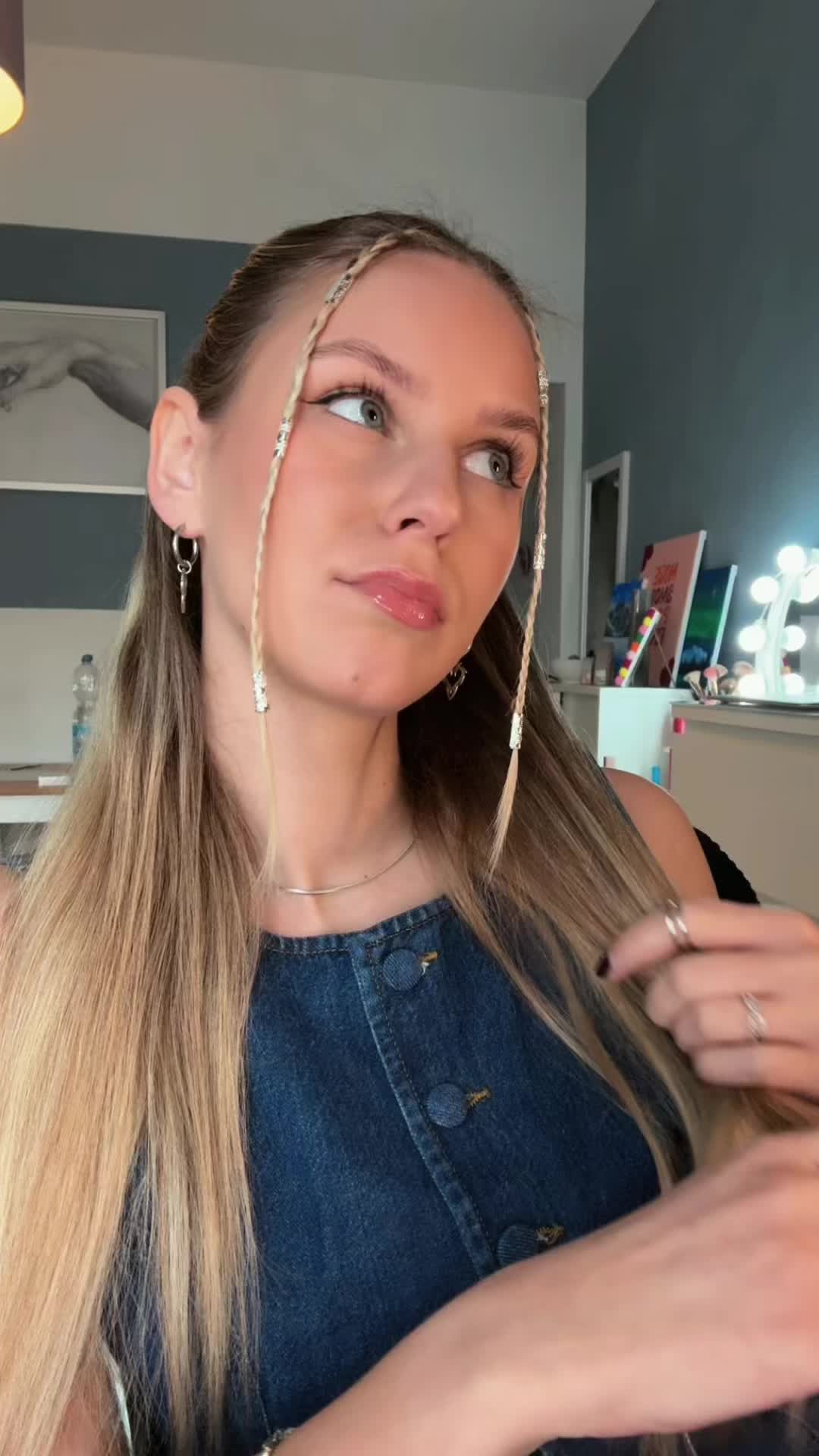@Nina