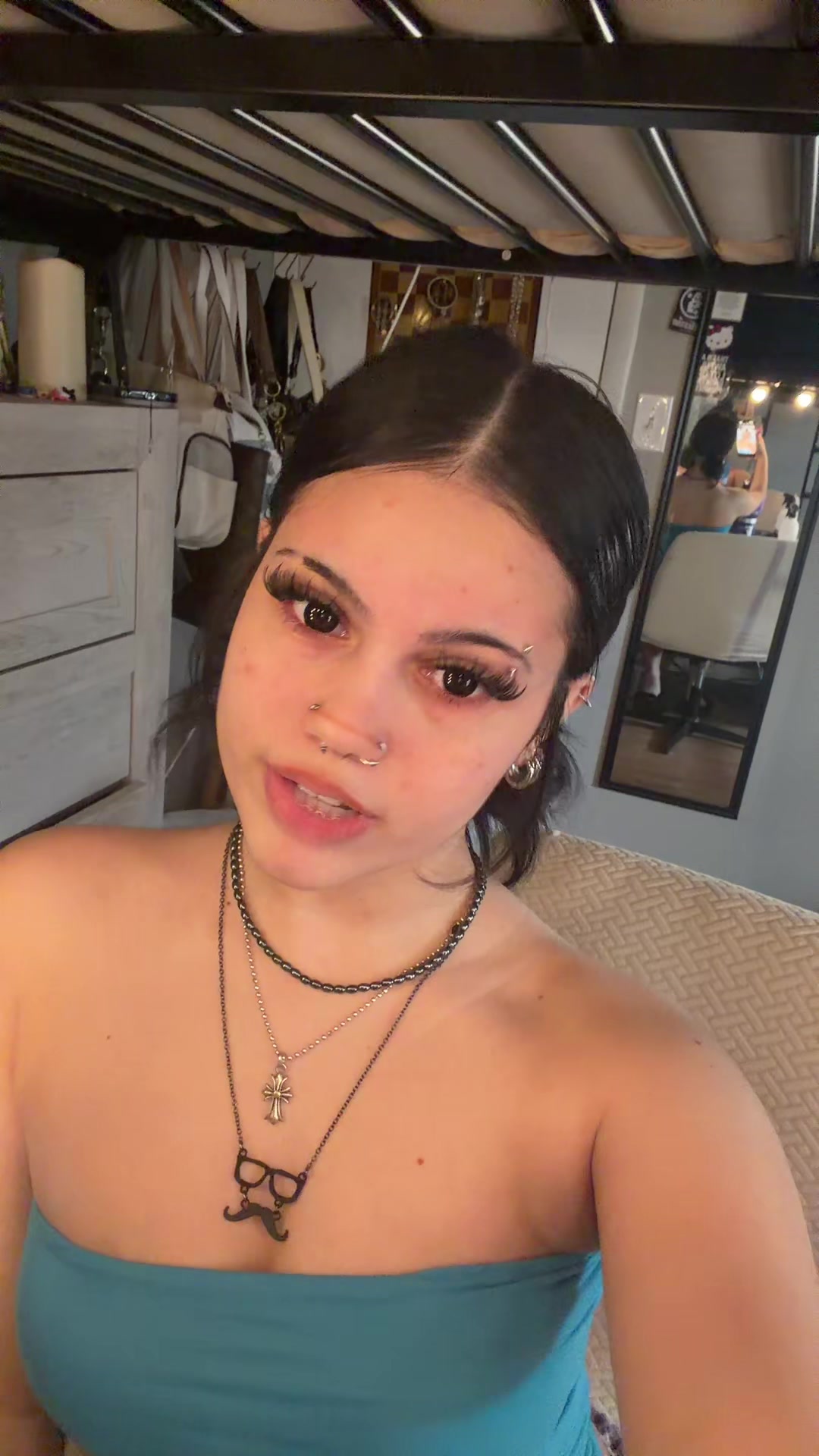 @𝓪𝓿 ✧･ﾟ: *✧･ﾟ:*
