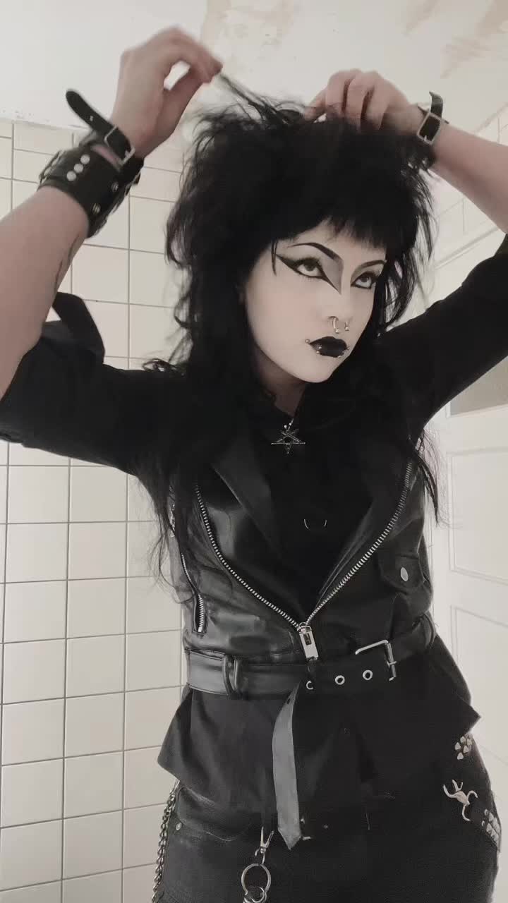@dani 🜏