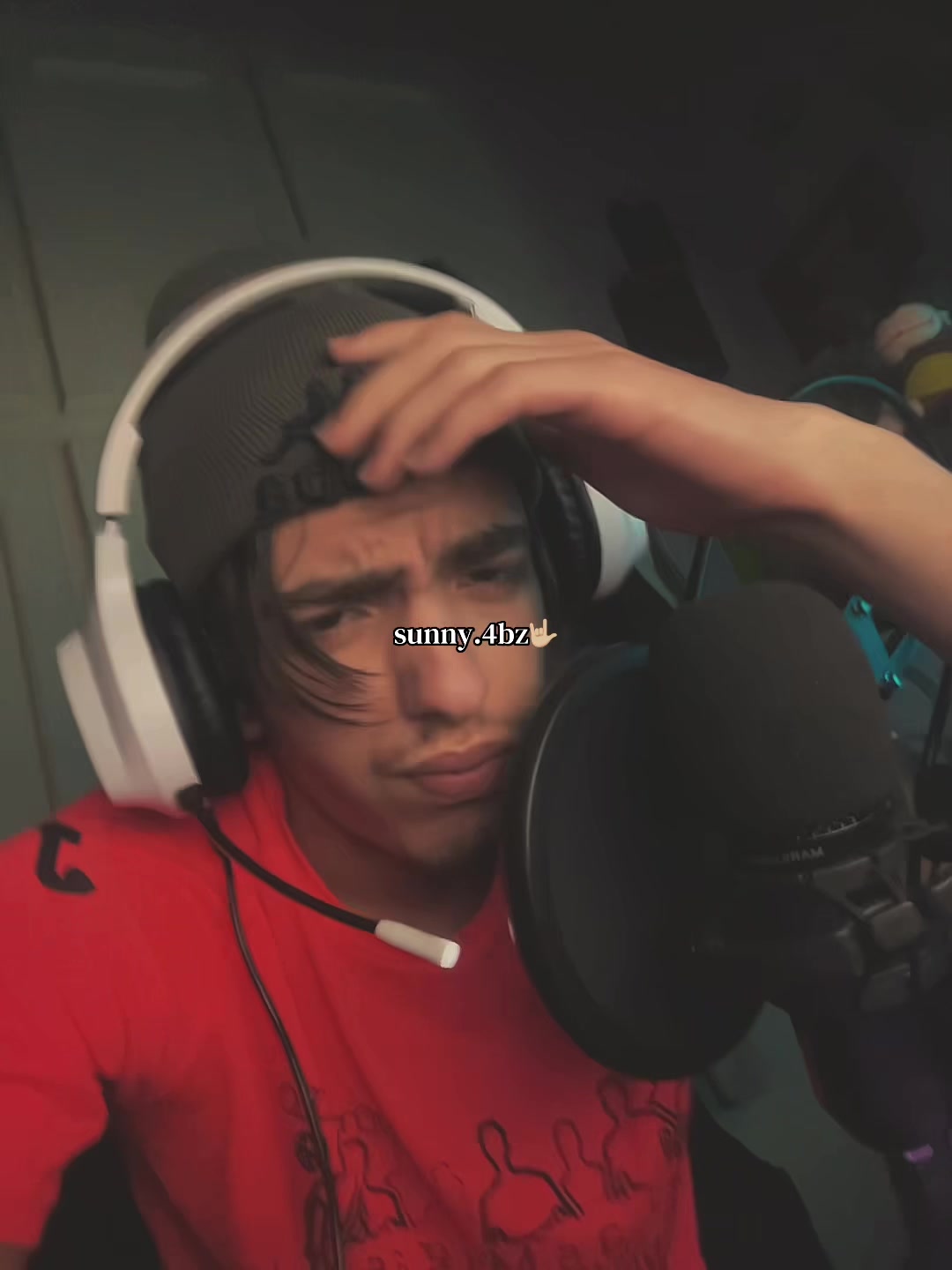 @4bz🦊