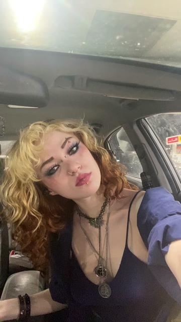 @evrythnginitsrightplce