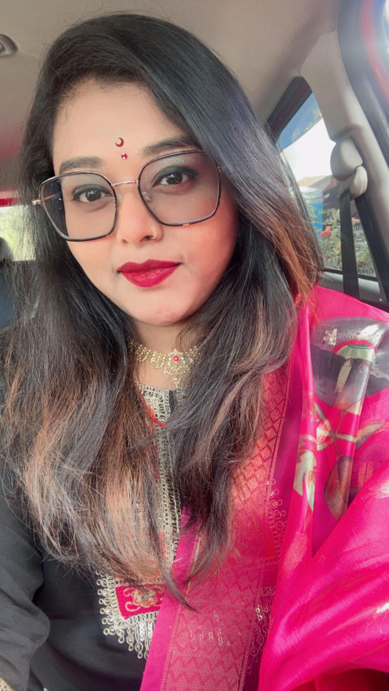 @MATHI&rsquo;S UNIVERSE✨🦋