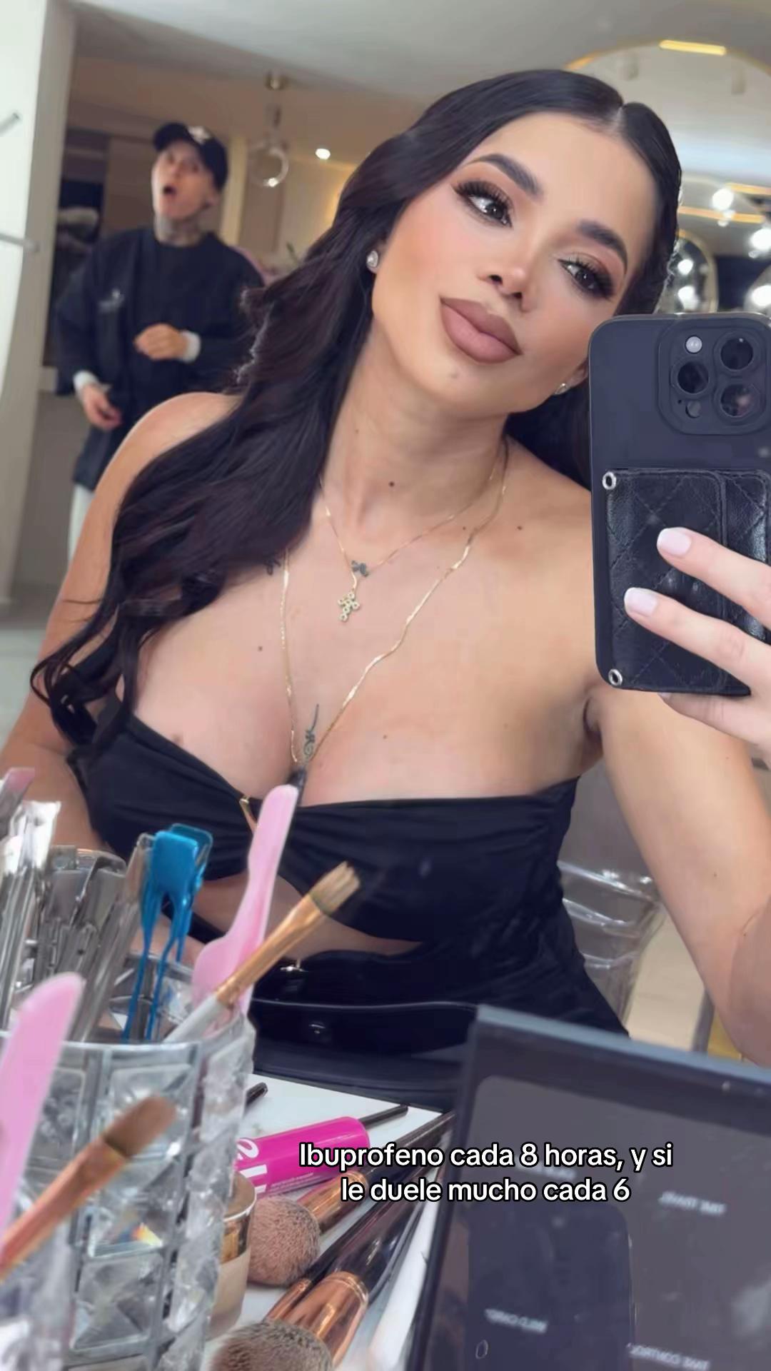 @M👑M