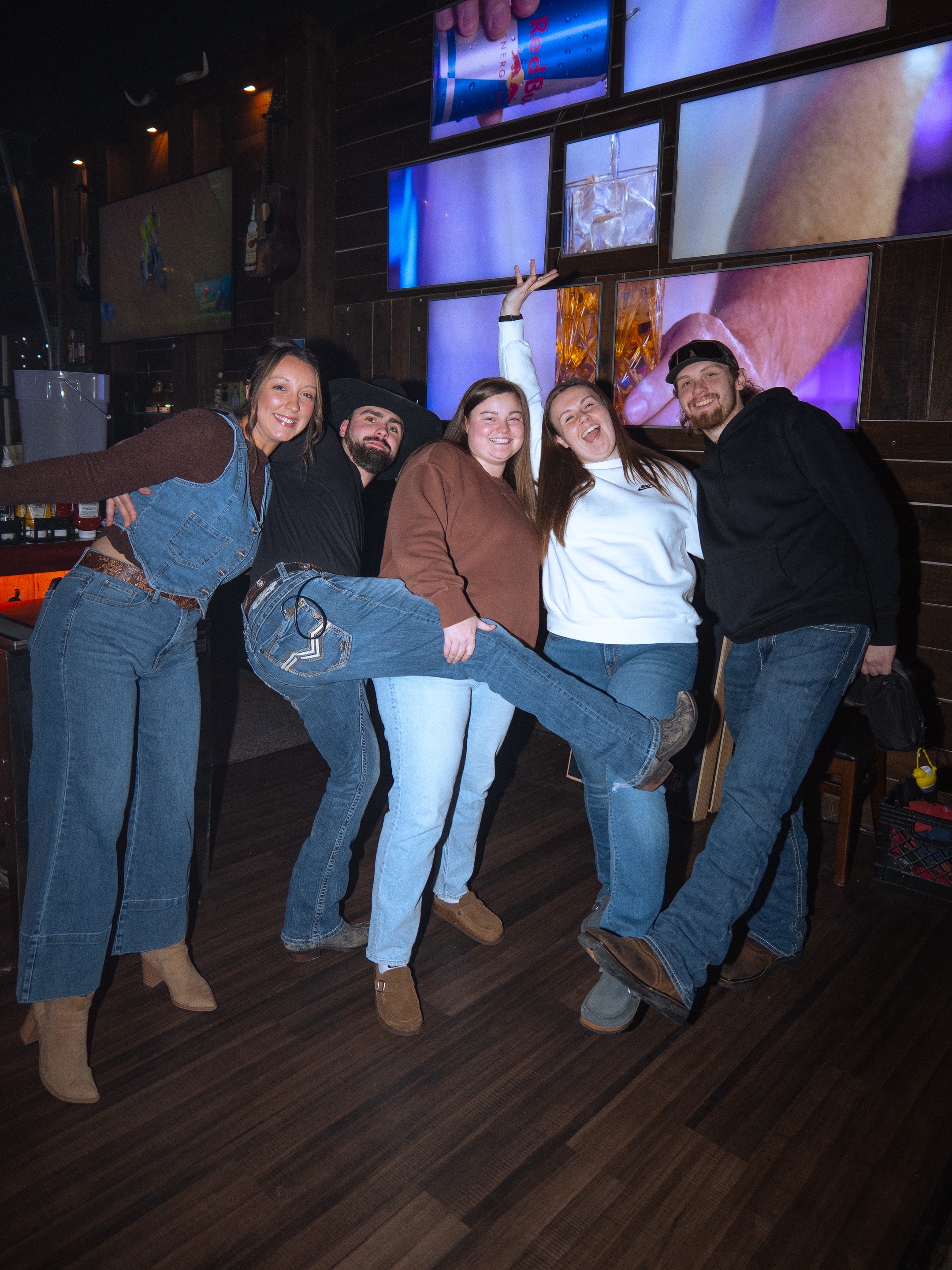 @Lori&rsquo;s Roadhouse