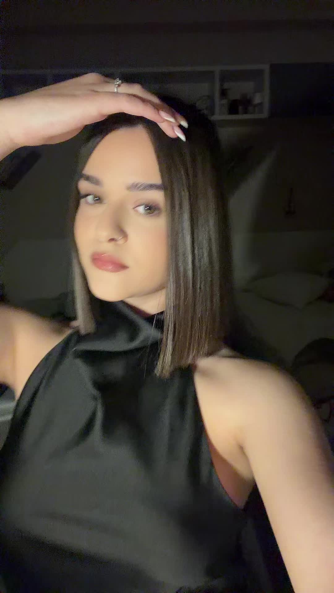@elliplakia
