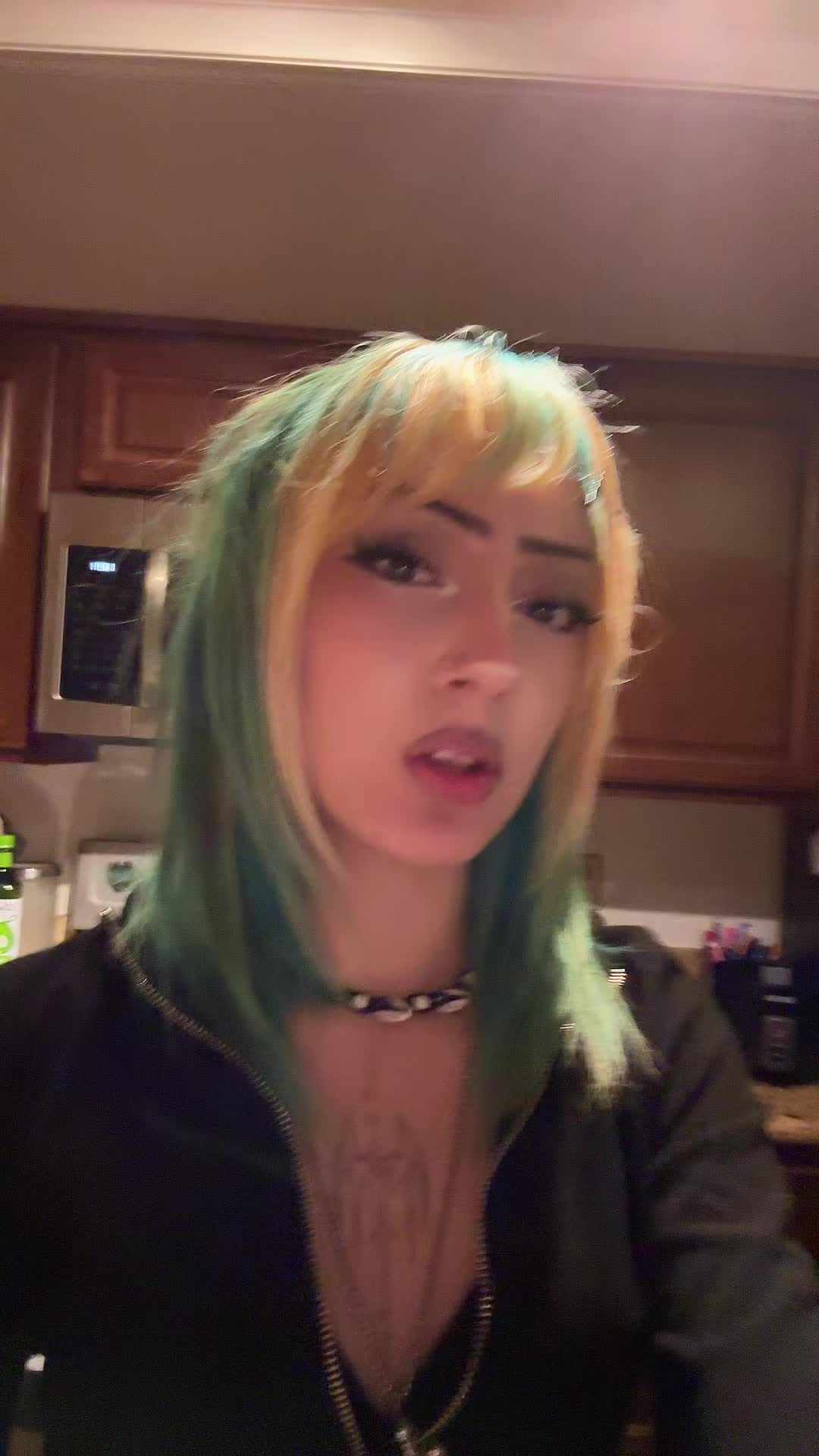 @Emma Paz