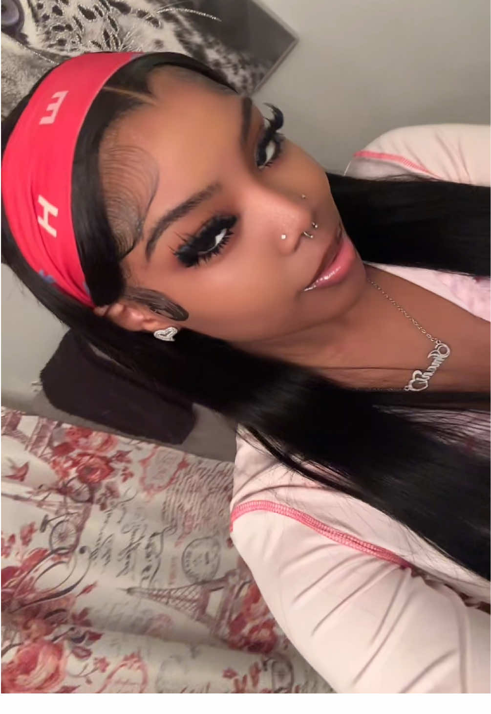 @𝐈'𝐦𝐚𝐧𝐢