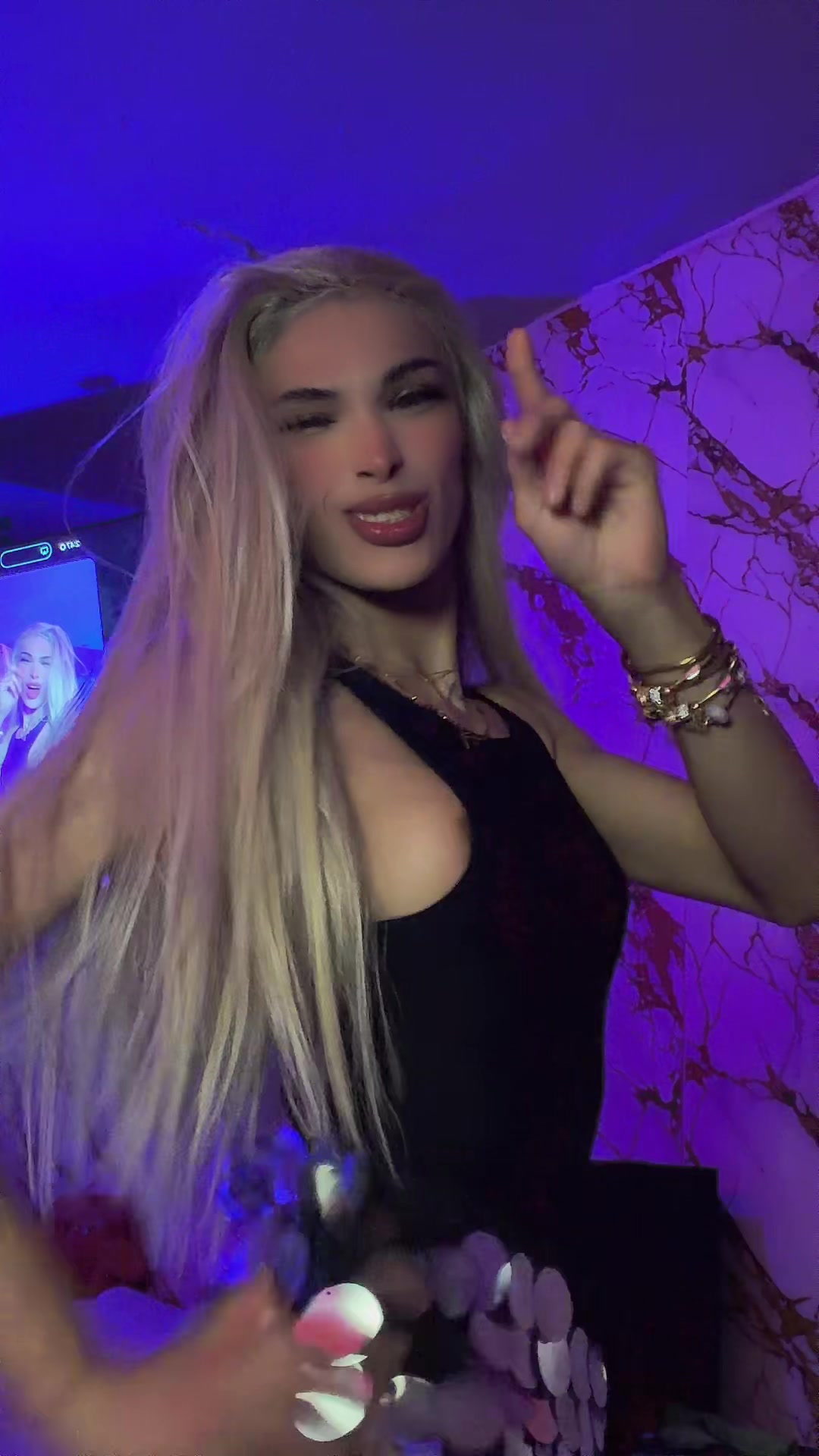 @valeriaaobgn