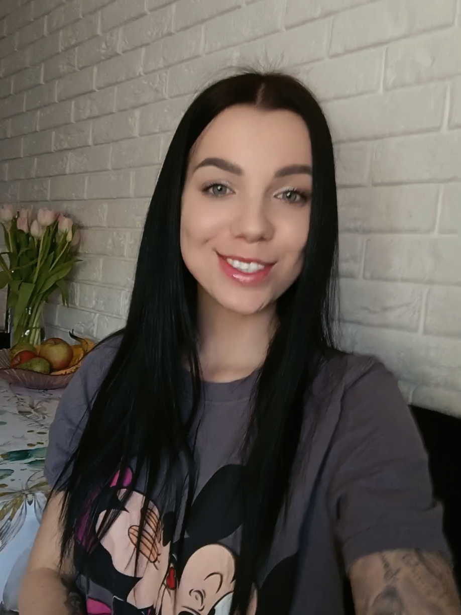 @czarneniebo___