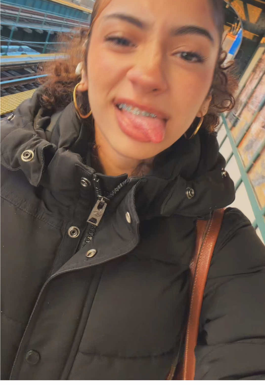 @bellabae