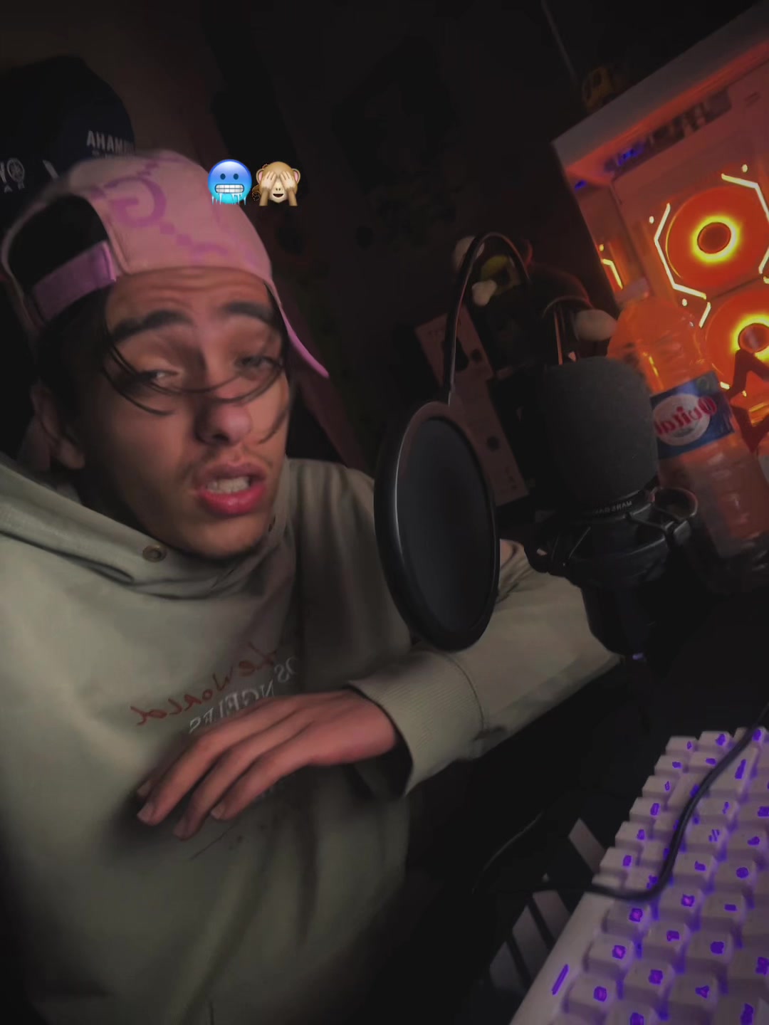 @4bz🦊