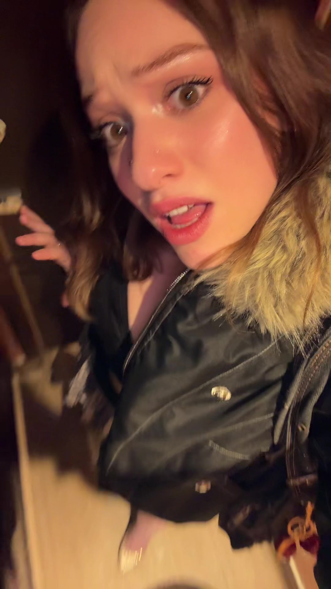 @Lala