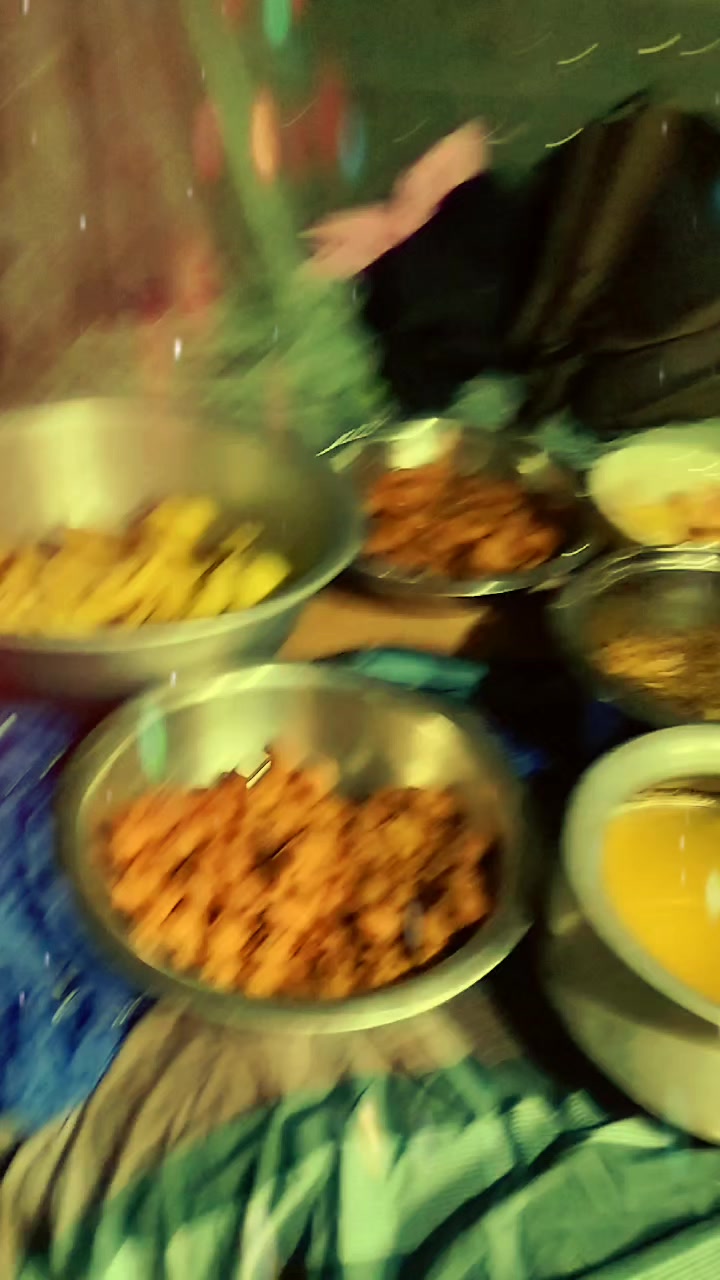 @নিল আকাশ