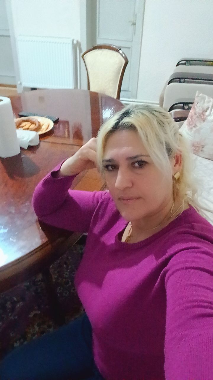 @G&uuml;lşen sa&ccedil;an🌹🌹