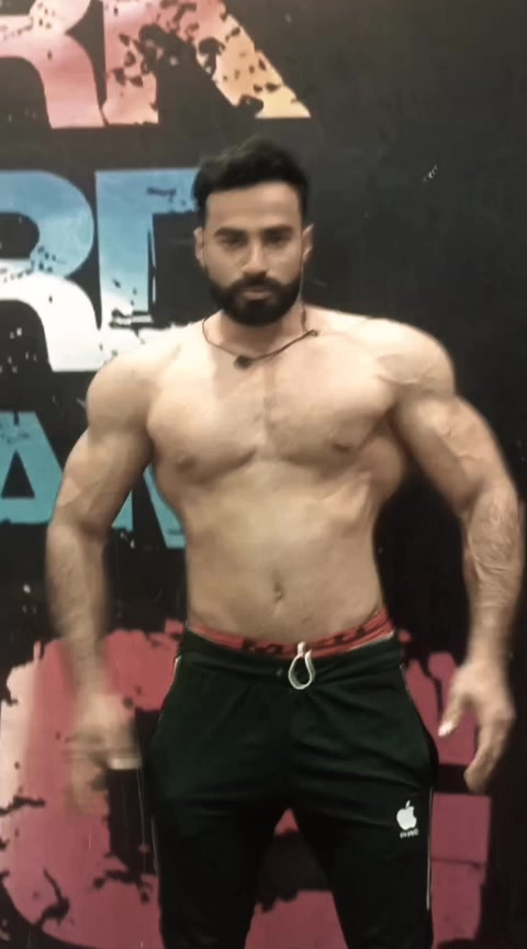 @Broly omii strong body