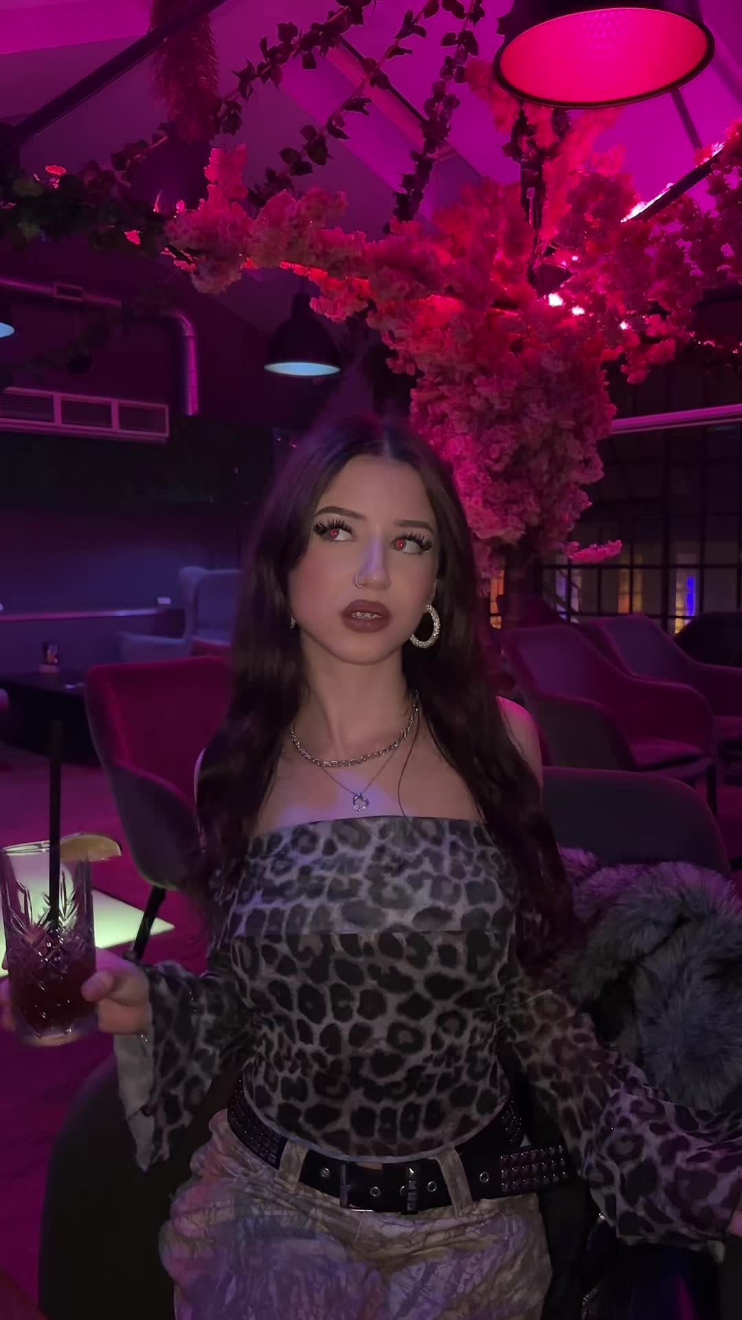 @🥀SAŇA🥀