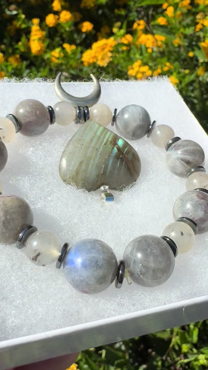@haymoonsage&Crystals