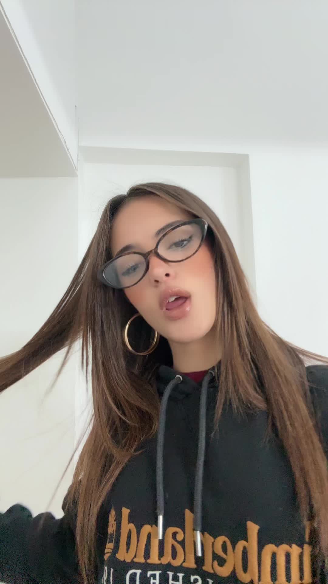@🔥𝑳𝒂𝑫𝒐𝒓𝒊𝒔𝒓𝒆𝒂𝒍🔥