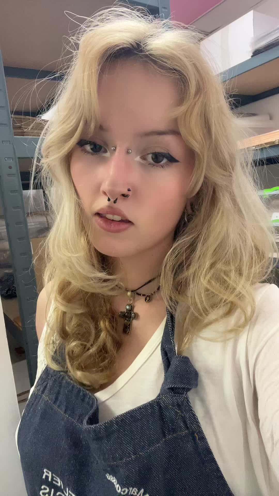 @Lili
