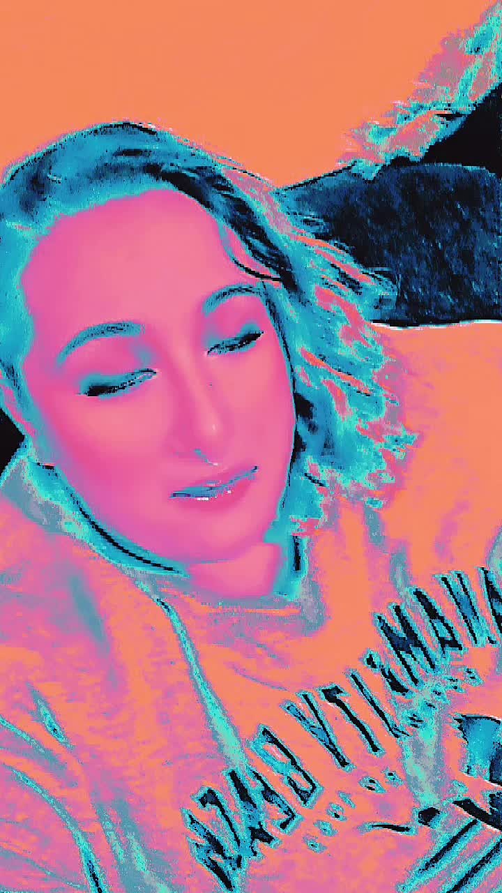 @_momma_wolf_