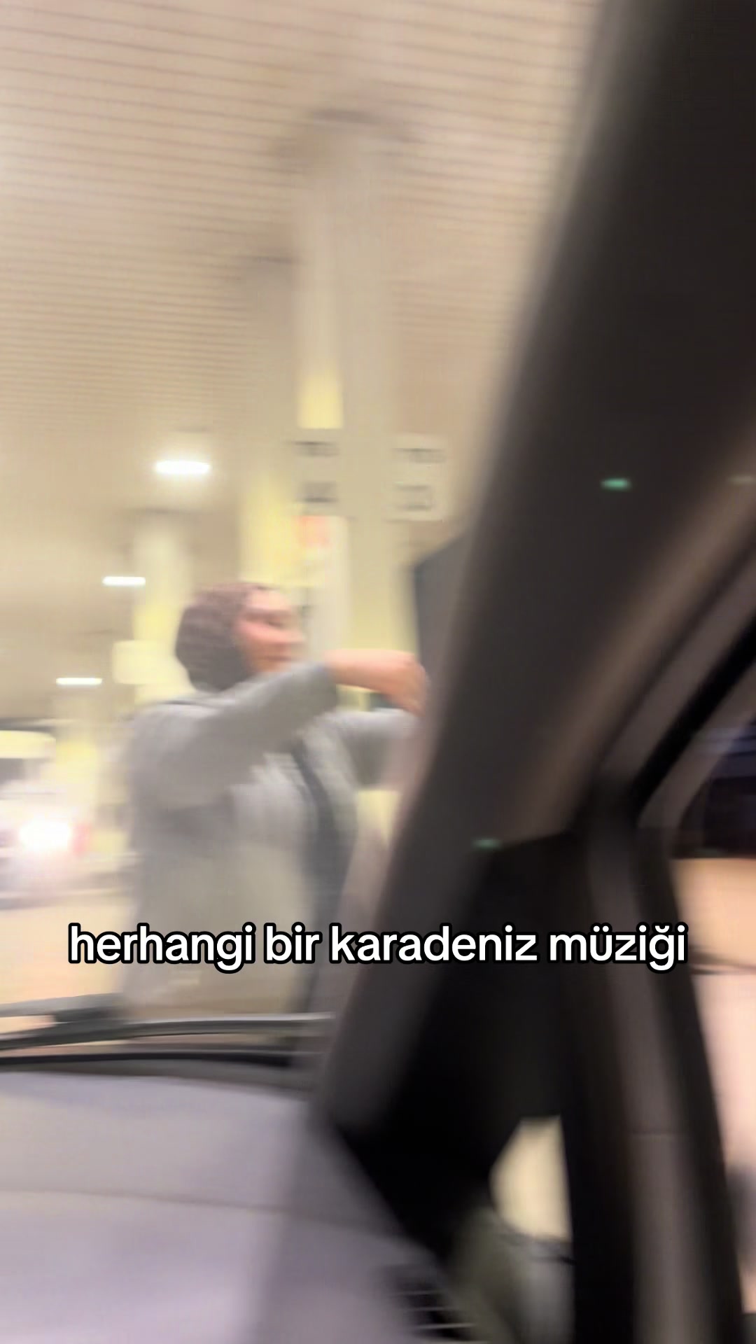 @sude